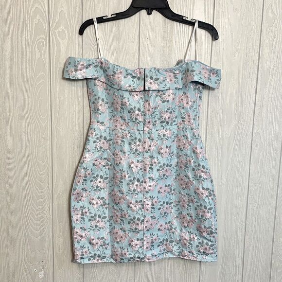 Lulu's Blue Pink Floral Jacquard Mini Dress Size Medium NWT - Picture 9 of 9